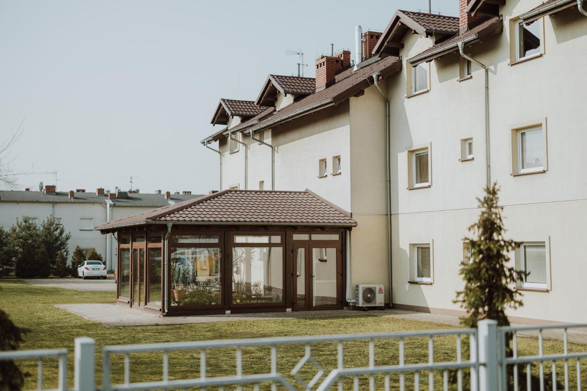 Leo Hostel Poznan Dış mekan fotoğraf